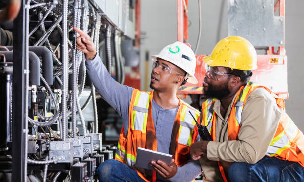 Best Electrical Contractors for Businesses  in Berly, MO